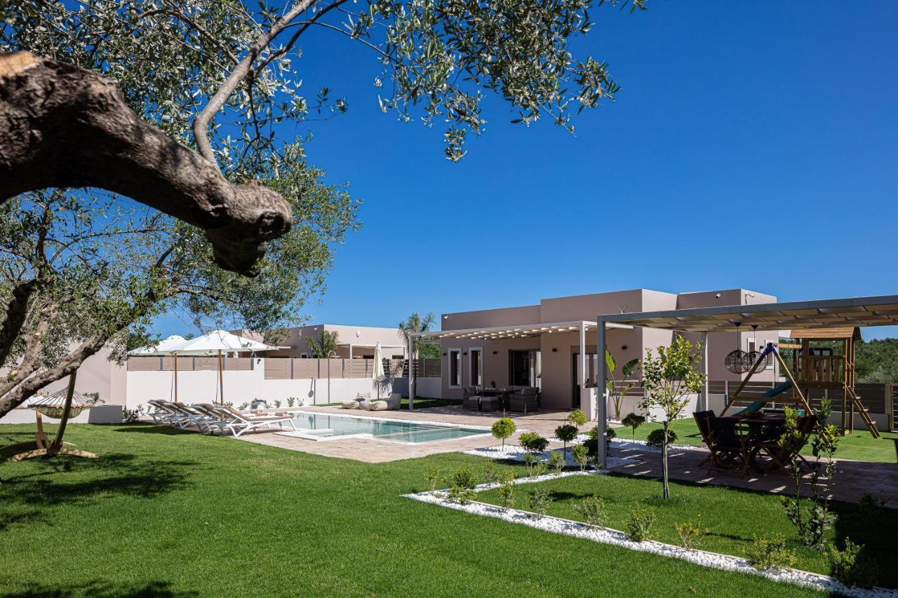 Koin Villa Sunrise, With Heated Pool & Whirlpool Perama  Екстериор снимка
