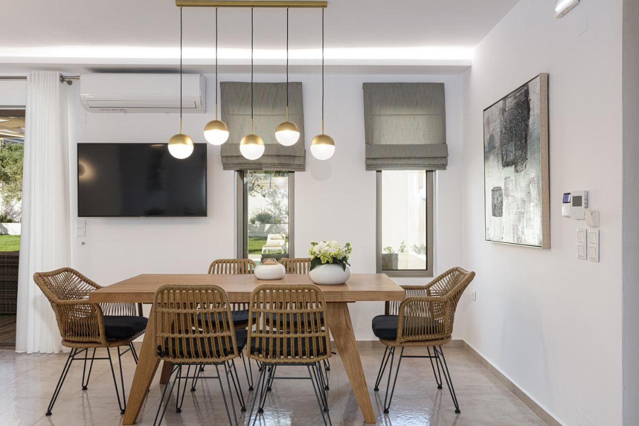 Koin Villa Sunrise, With Heated Pool & Whirlpool Perama  Екстериор снимка