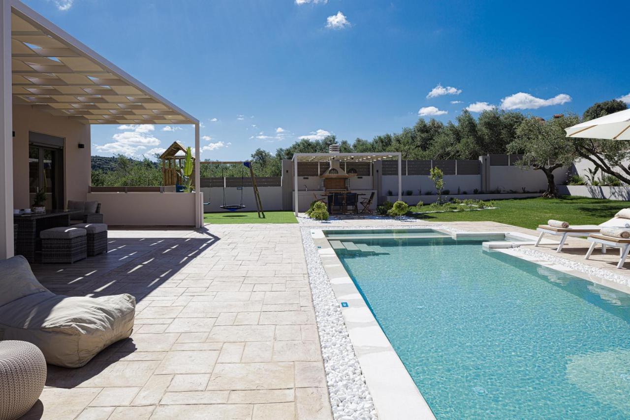 Koin Villa Sunrise, With Heated Pool & Whirlpool Perama  Екстериор снимка