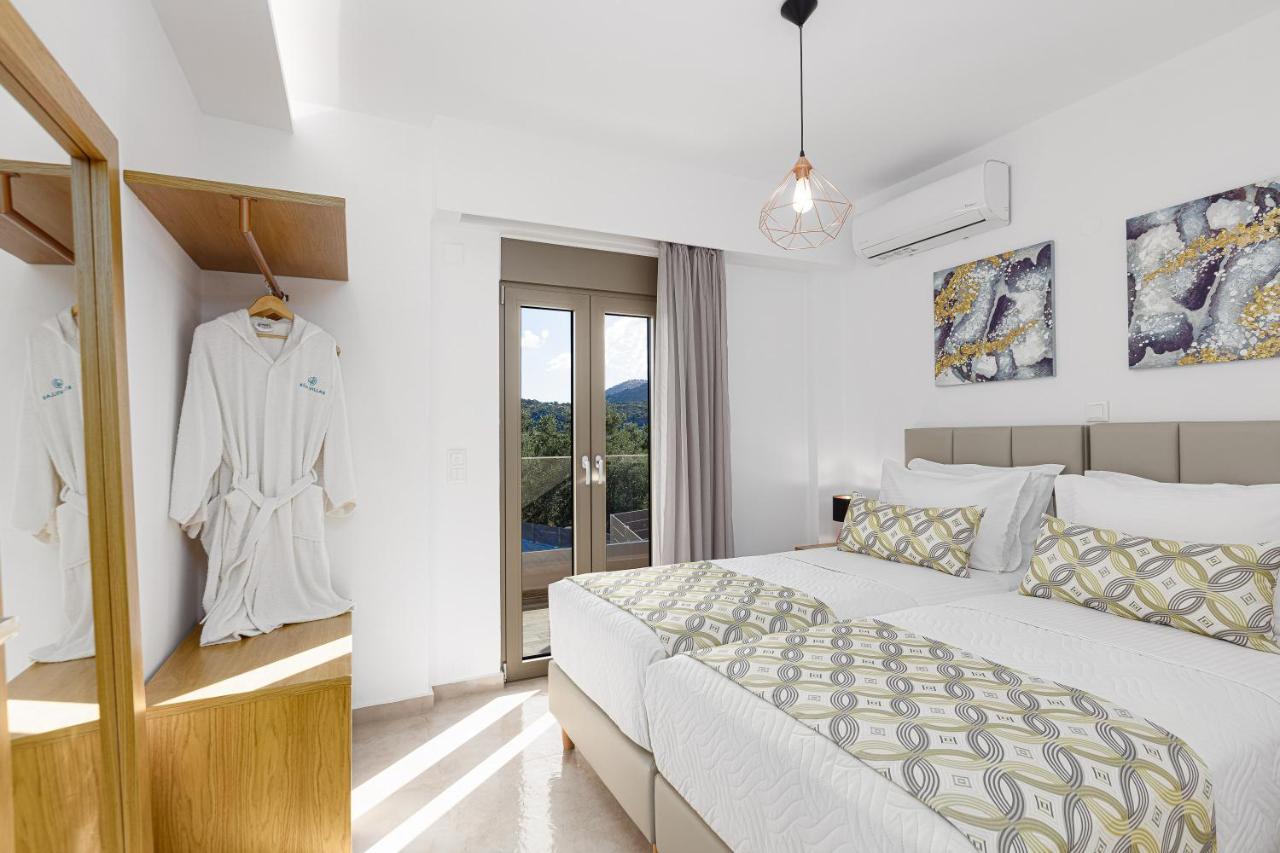 Koin Villa Sunrise, With Heated Pool & Whirlpool Perama  Екстериор снимка
